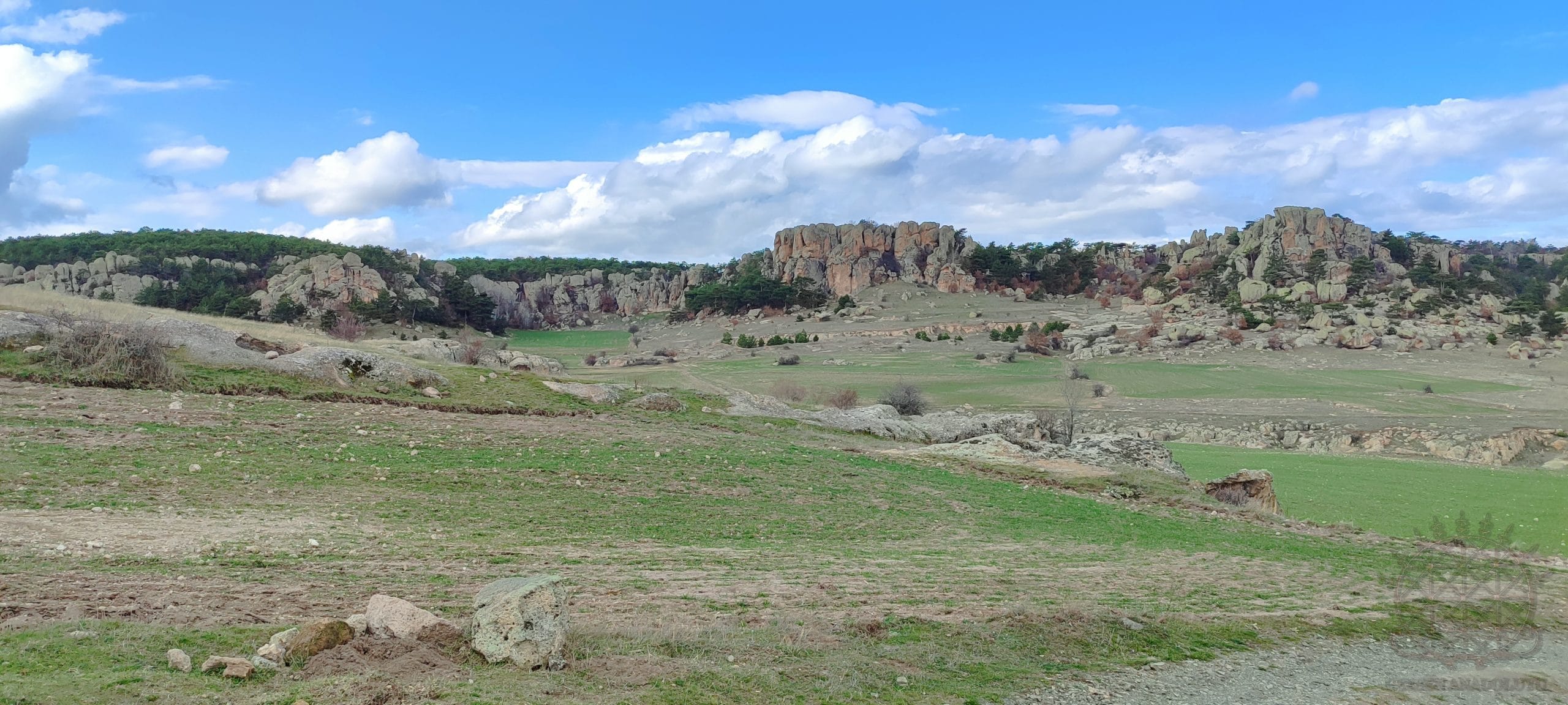 frig-vadileri-doğanlı-kale-deveboynu-kale00063
